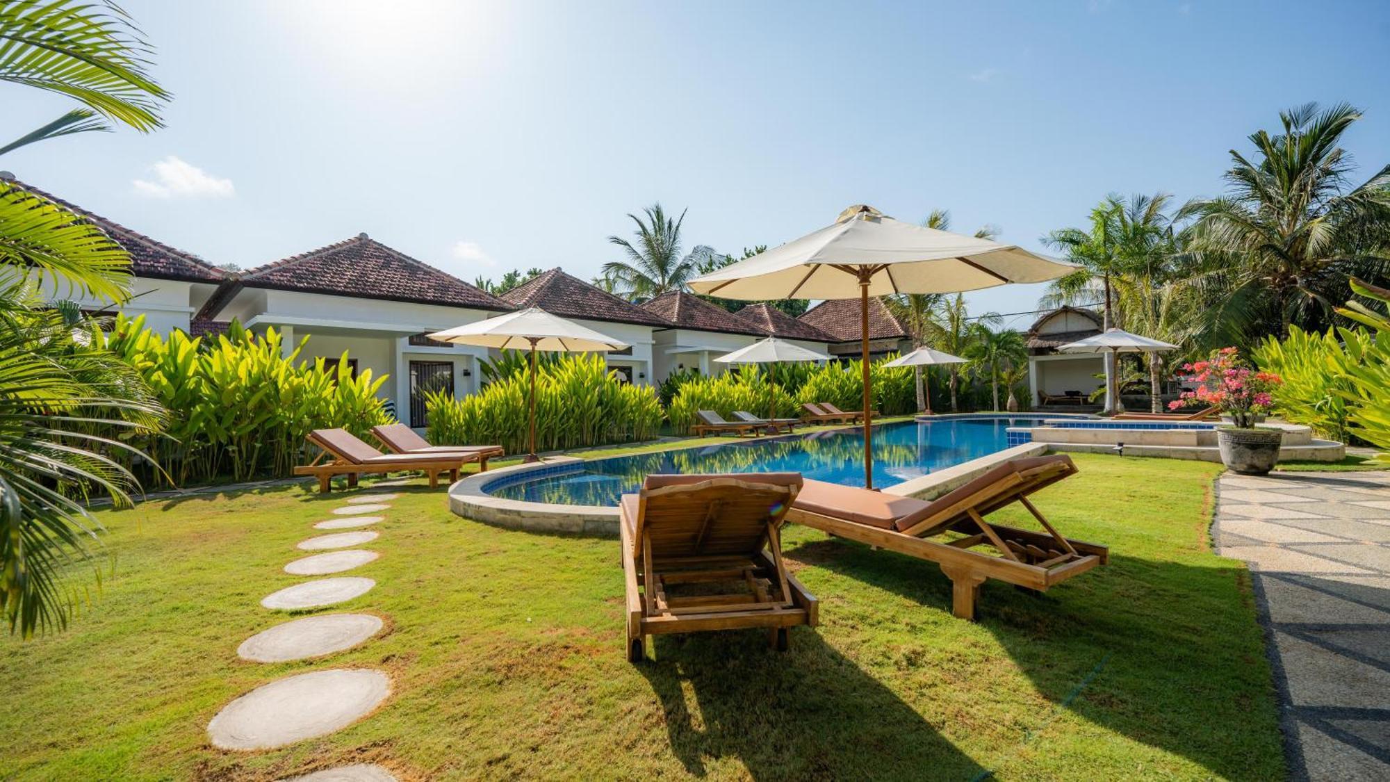 Nomada Villas Kuta  Esterno foto