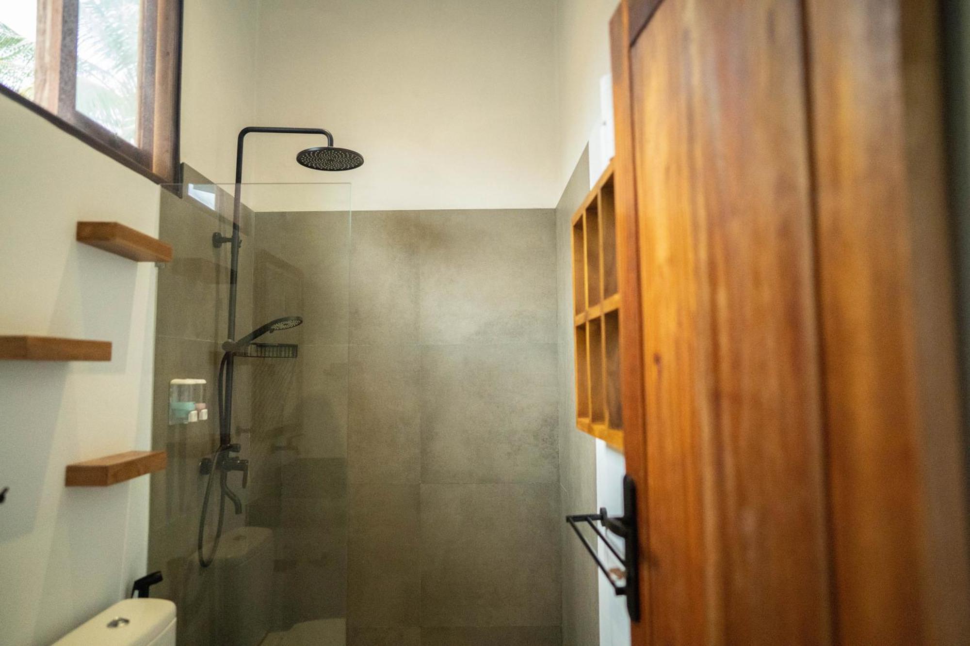 Nomada Villas Kuta  Esterno foto