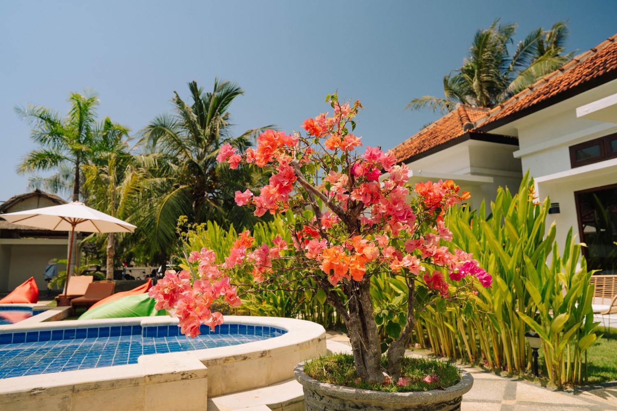 Nomada Villas Kuta  Esterno foto