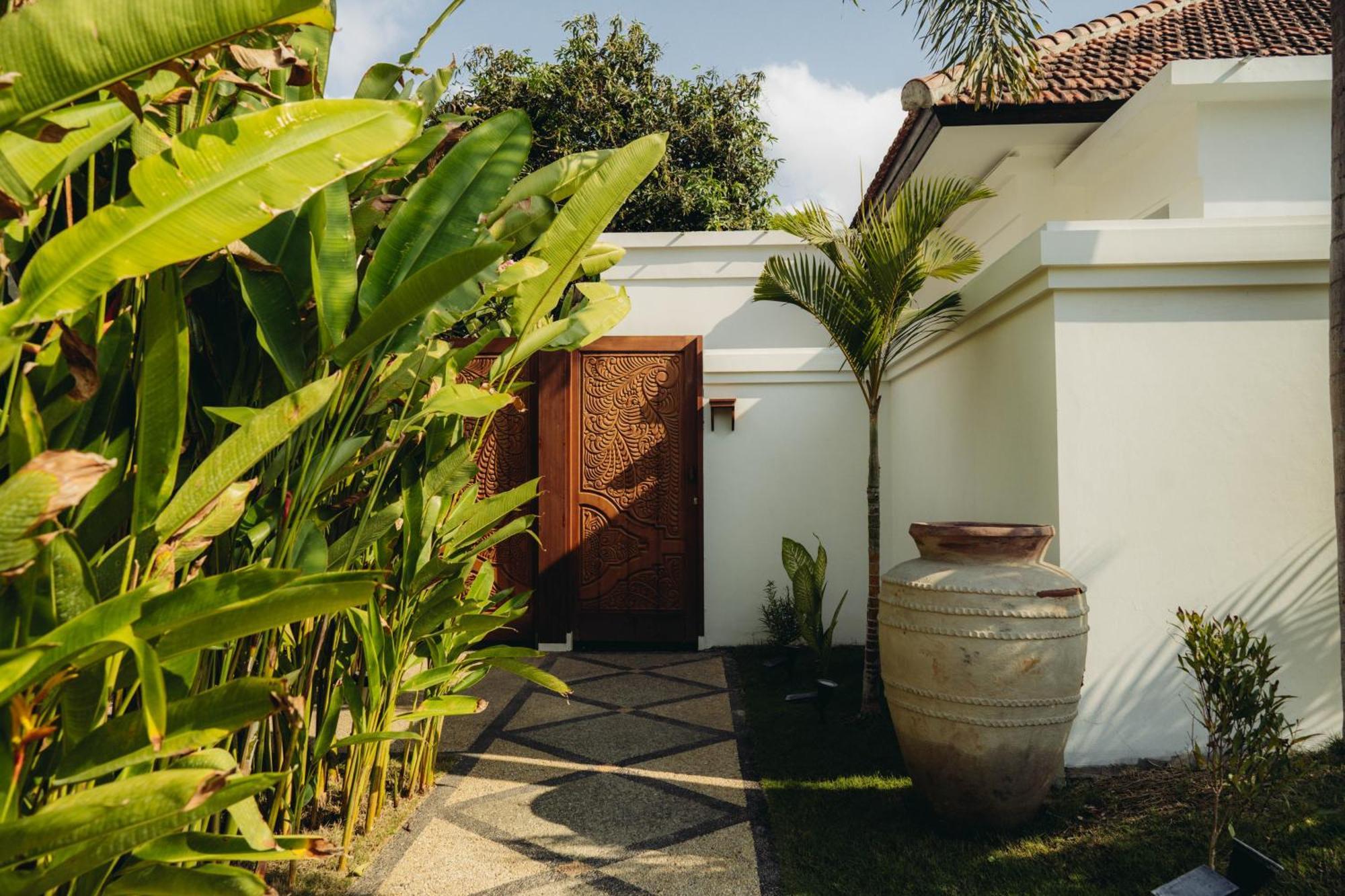 Nomada Villas Kuta  Esterno foto
