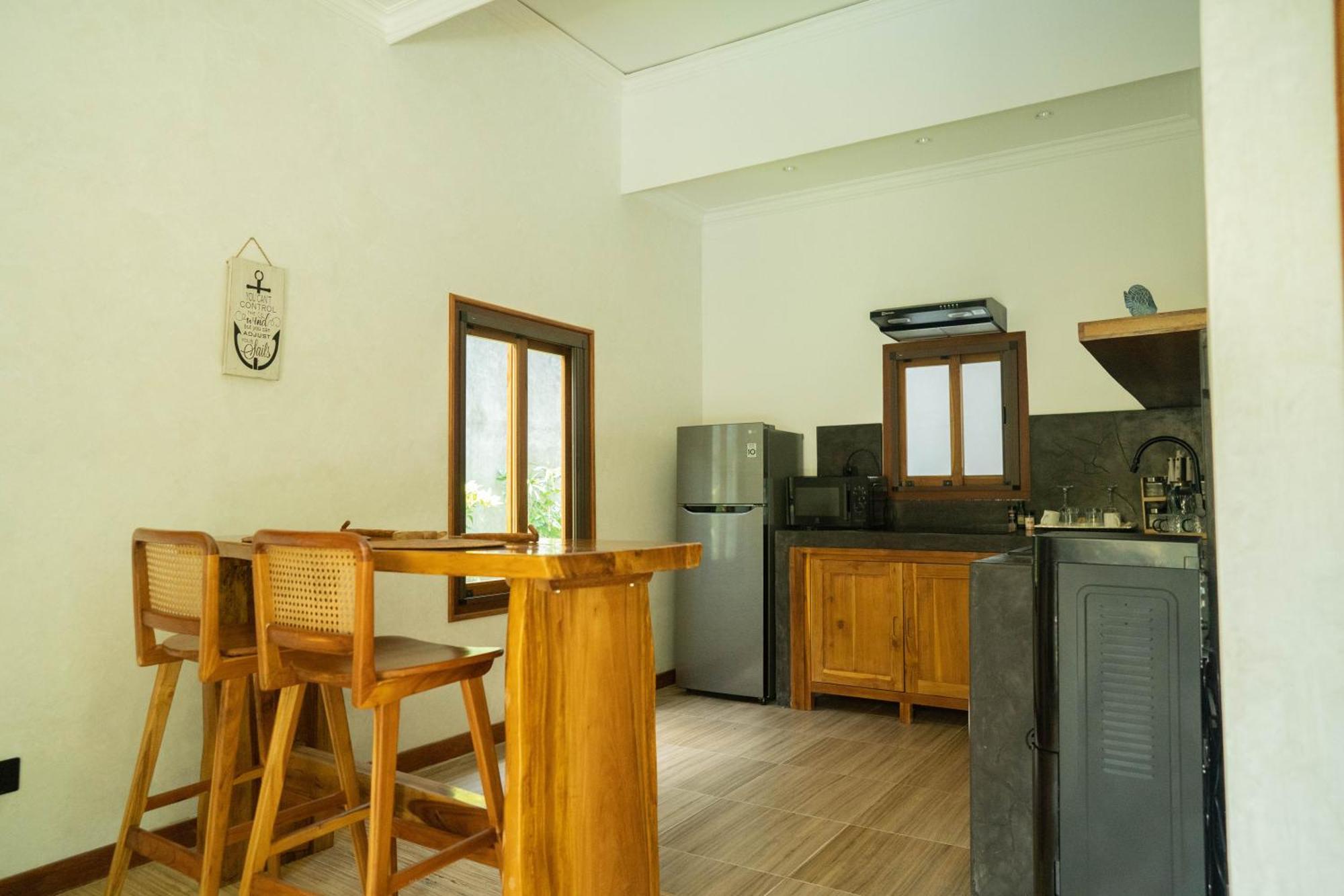 Nomada Villas Kuta  Esterno foto
