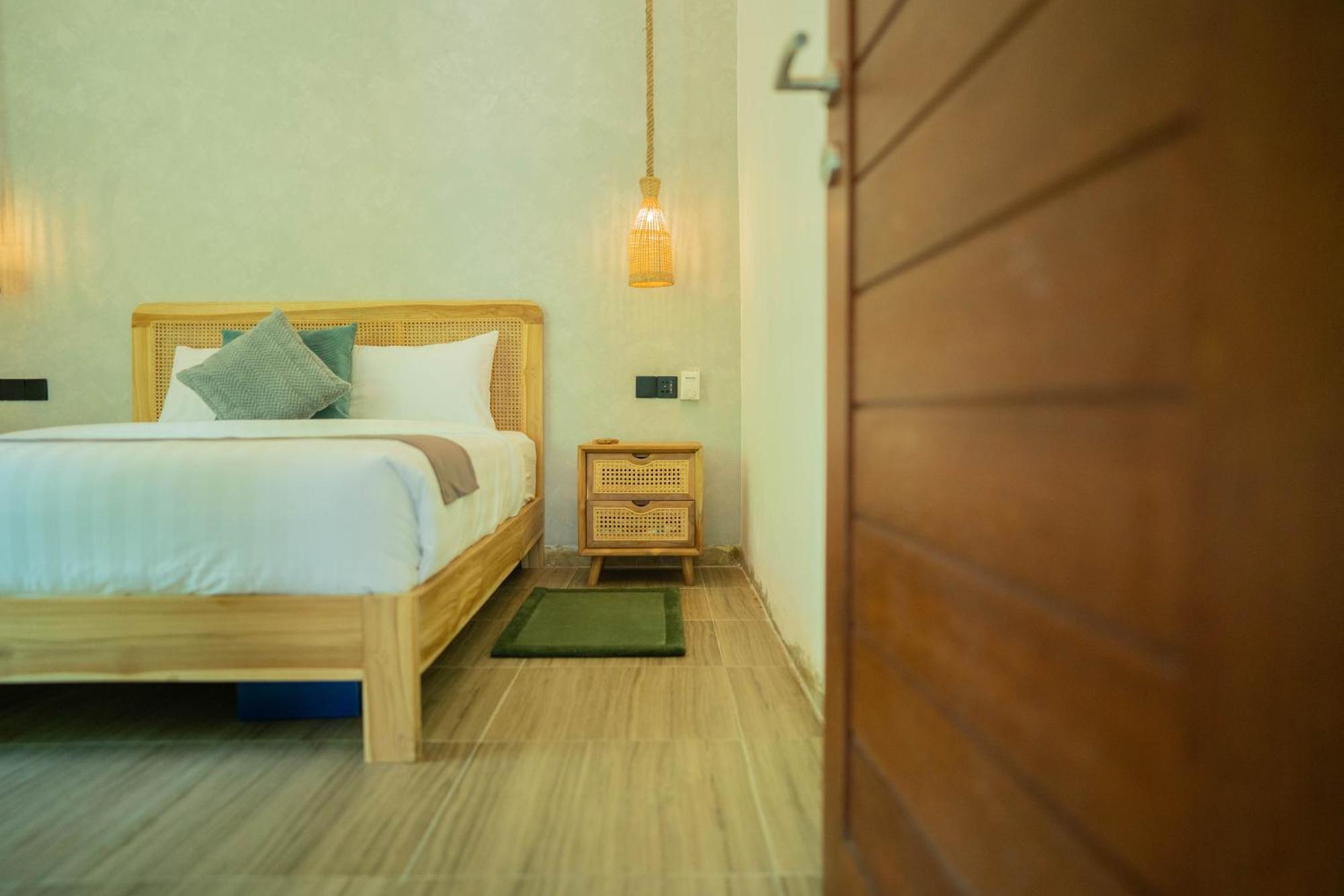 Nomada Villas Kuta  Esterno foto