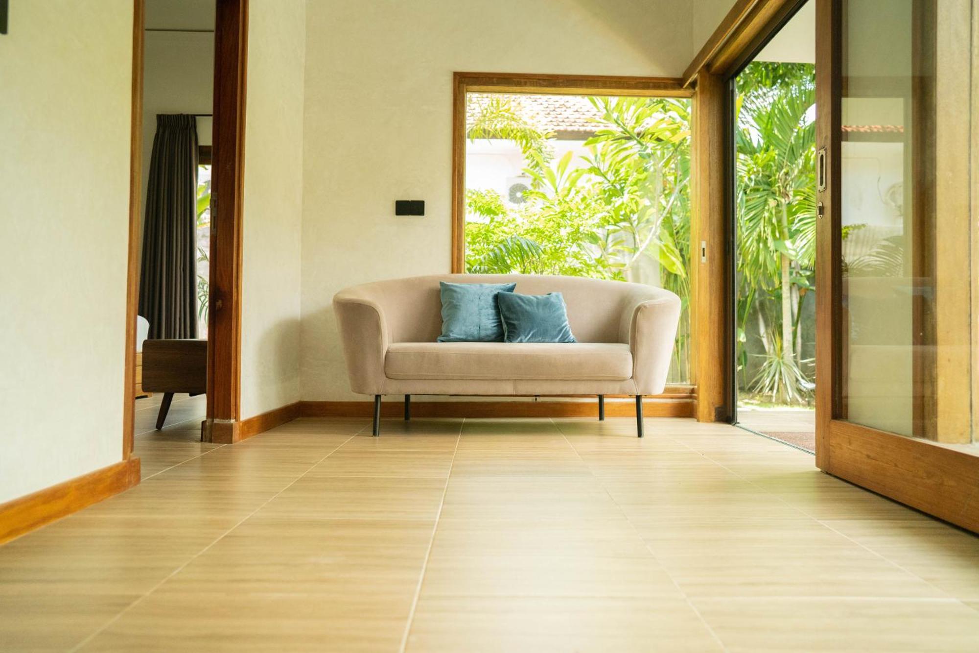Nomada Villas Kuta  Esterno foto